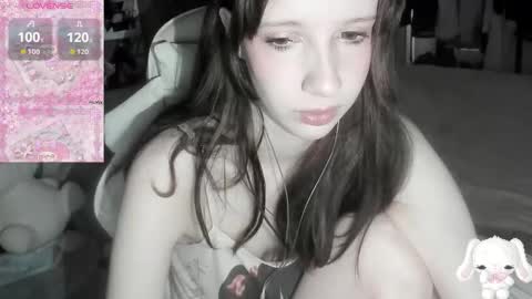  kuro  online show from March 25, 9:04 am