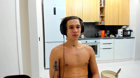 Kurt online show from November 1, 7:27 pm