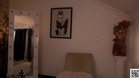 Not on OF Some stuff for sale  online show from December 20, 3:58 am