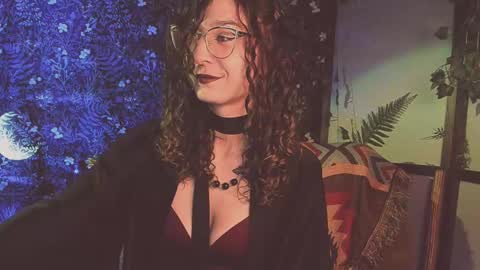 Snapshot of _lady_luna_ chatting on February 11, 11:33 pm Lady Luna online show from February 11, 11:33 pm