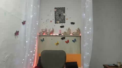 SANDRA online show from October 31, 6:03 am