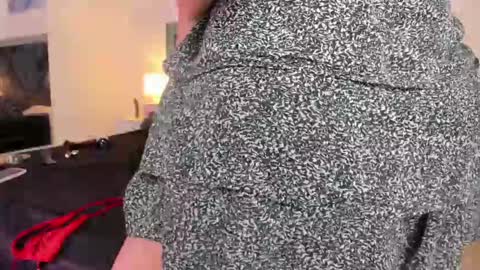 Lauralove online show from February 1, 10:55 pm