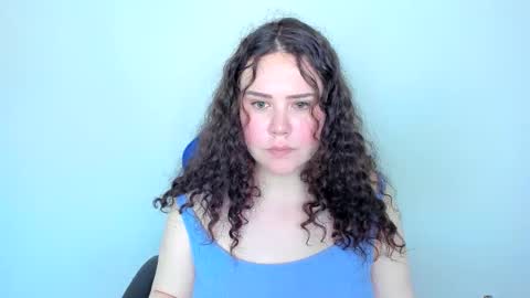 Snapshot of _leana_oo chatting on June 3, 5:07 pm leana online show from June 3, 5:07 pm