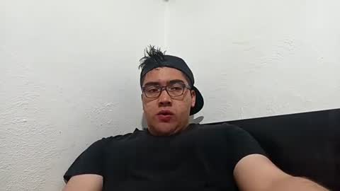 Snapshot of _leclerc_ chatting on February 20, 10:05 am _leclerc_ online show from February 20, 10:05 am