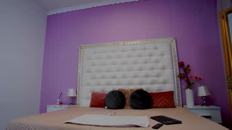 Lena Paul online show from September 15, 4:01 am