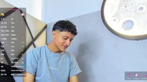 Snapshot of _leohot_ chatting on September 23, 3:42 am _leohot_ online show from September 23, 3:42 am