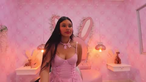 Snapshot of _lia_swan chatting on October 19, 3:18 am Lia Swan online show from October 19, 3:18 am
