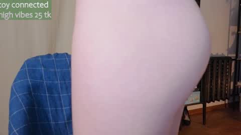 Snapshot of _lightmyfire chatting on February 13, 5:01 pm Salome   Lovense always on from 5 tk   My content and your custom requests  online show from February 13, 5:01 pm