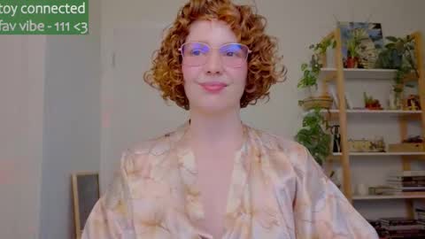 Snapshot of _lightmyfire chatting on October 5, 6:12 am Salome   Lovense always on from 5 tk   My content and your custom requests  online show from October 5, 6:12 am