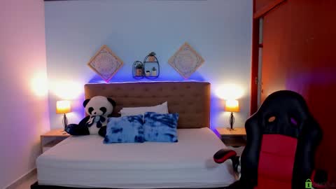 Snapshot of _lilly_miller chatting on September 24, 10:46 pm Liily online show from September 24, 10:46 pm