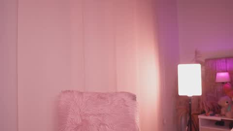 Lissana online show from November 27, 8:11 pm