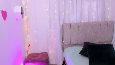 Ivy 3 online show from January 29, 7:43 pm