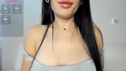 Julia online show from November 16, 12:05 am