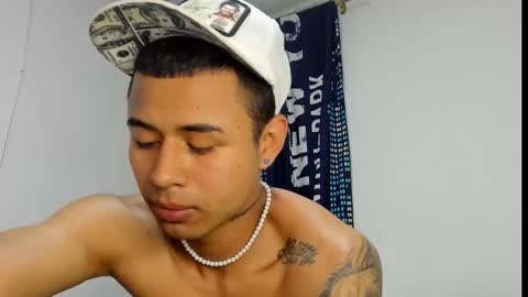 _logan_colton_ online show from December 14, 11:20 pm