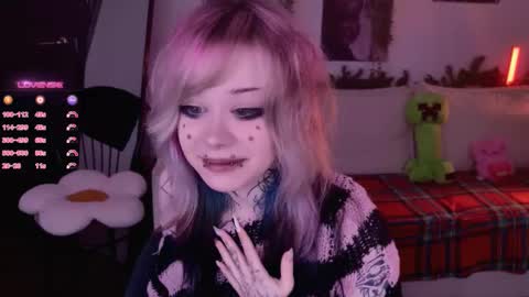 Lolly online show from December 3, 10:02 am