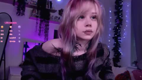 Lolly online show from December 17, 8:42 am