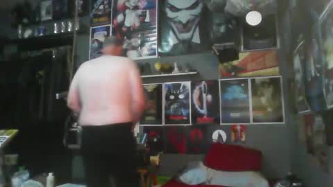Snapshot of _longfellow chatting on September 16, 3:57 pm That guy online show from September 16, 3:57 pm