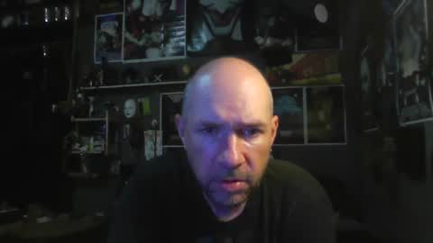 Snapshot of _longfellow chatting on October 3, 6:38 pm That guy online show from October 3, 6:38 pm