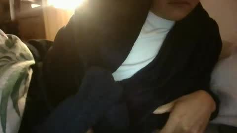 _longsword_123 online show from April 12, 2:27 am