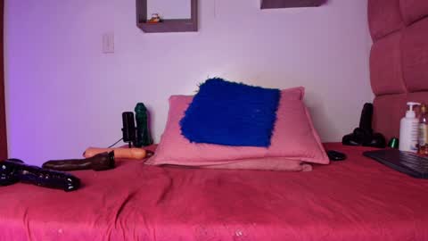 Lorrayne online show from February 6, 6:02 pm