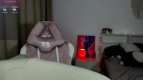 Amanda  mandy online show from January 27, 5:26 pm