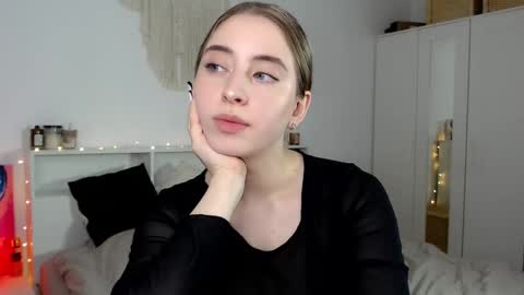 Amanda  mandy online show from January 30, 2:04 pm