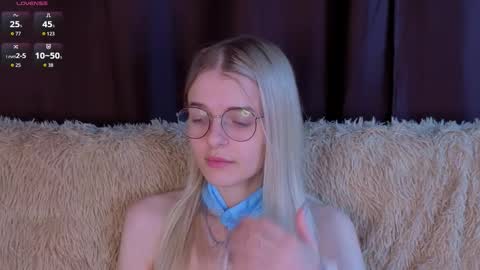 Snapshot of _luckybet_ chatting on November 24, 7:13 pm Monica online show from November 24, 7:13 pm