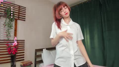 _lucystars online show from October 20, 2:28 pm