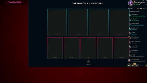 Snapshot of _lucyx__ chatting on December 19, 1:23 am Queen. Help me reach 100 thumbs up online show from December 19, 1:23 am