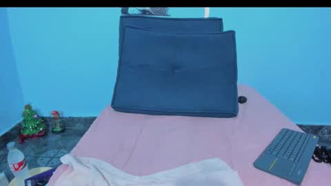  luna  sweet  online show from March 7, 1:13 am