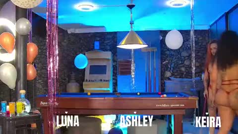  Luna  online show from February 15, 9:26 pm