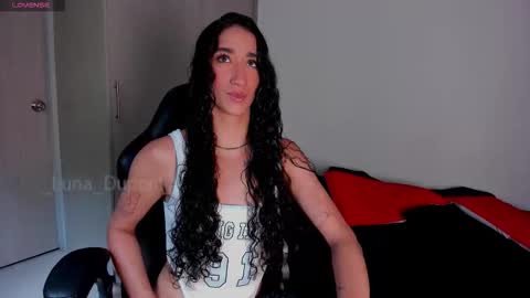  Luna  online show from November 6, 8:10 pm