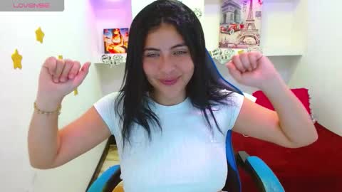 luna torres online show from January 14, 1:39 pm