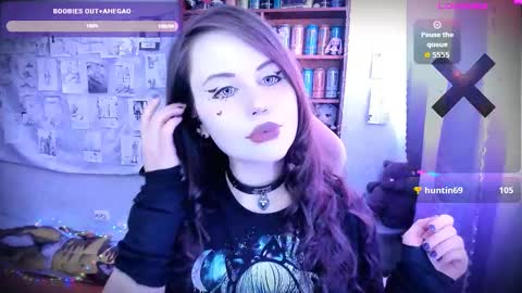 Mia online show from March 20, 3:33 am