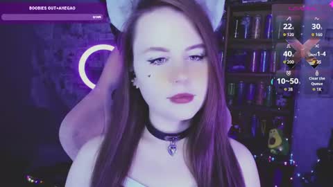Mia online show from July 1, 3:01 pm