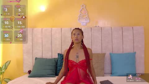 Snapshot of _mai_1 chatting on February 13, 9:00 pm May online show from February 13, 9:00 pm