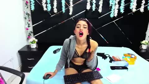 maleja online show from November 5, 3:39 am