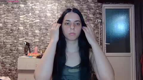  Mari  online show from April 3, 6:33 am