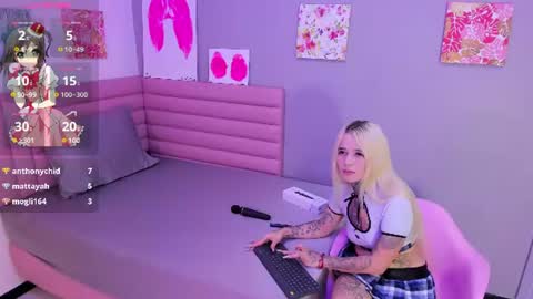 _mariangel1 online show from June 17, 4:37 am