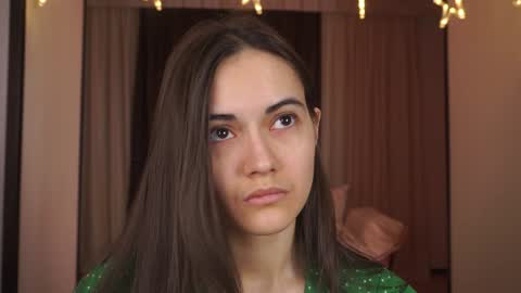  Gwen  online show from December 28, 8:25 pm