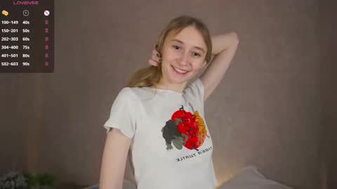  Gwen  online show from September 20, 4:13 am