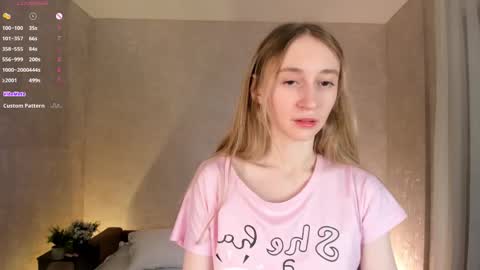  Gwen  online show from November 10, 5:50 am