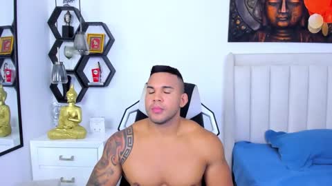 _matthew_santos_ online show from October 2, 11:34 pm