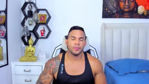 _matthew_santos_ online show from October 8, 11:13 pm