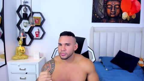 _matthew_santos_ online show from December 18, 10:16 pm