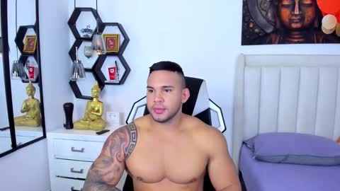 _matthew_santos_ online show from January 17, 2:49 am