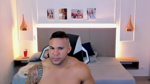 _matthew_santos_ online show from June 17, 1:52 am