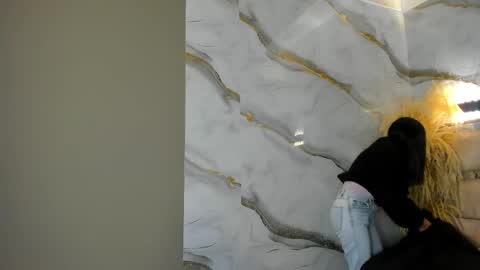 Mave online show from April 26, 3:42 pm