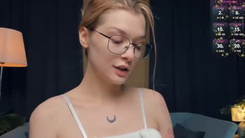 Elva and Kate  online show from November 8, 10:59 am