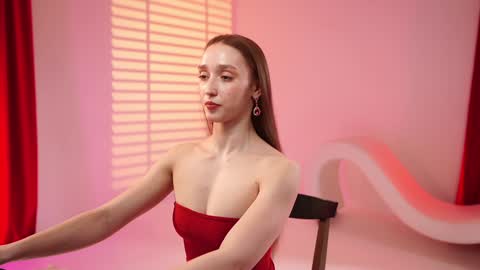 Snapshot of _meganmeow_ chatting on February 21, 7:48 pm Saturday - start 2030-2130 GMT online show from February 21, 7:48 pm